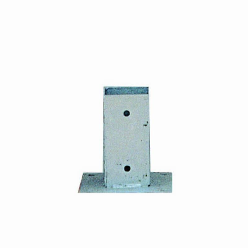 Bodenhülsen zum Aufschrauben für 7x7 cm Pfosten