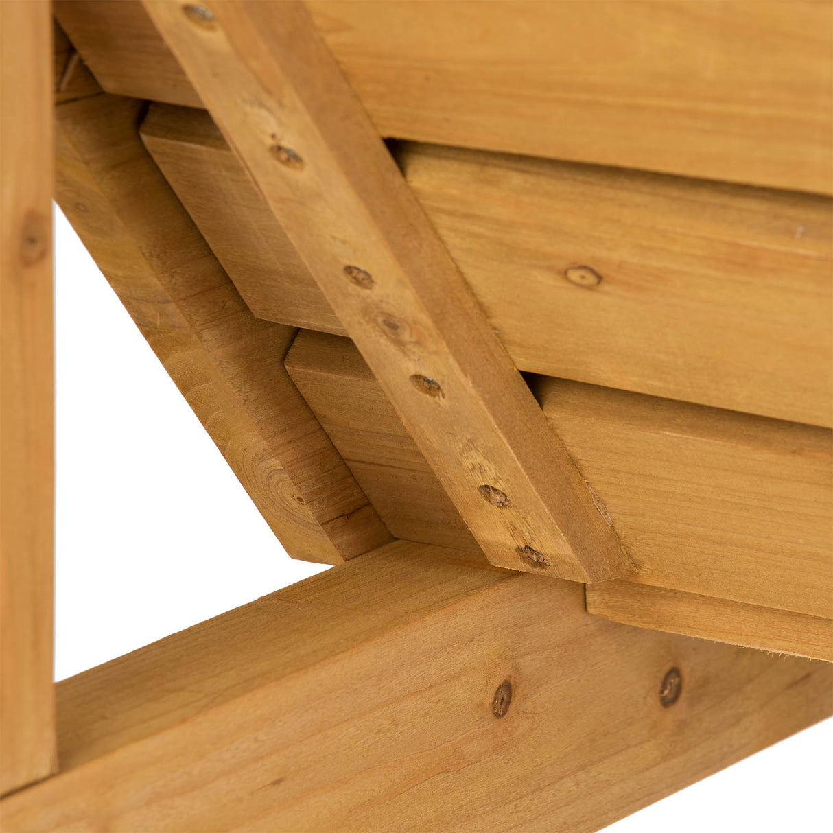 Massive Standfüße und verstärkte Konstruktion des 1,8 m VegTrugs für sicheren Halt bei maximaler Befüllung