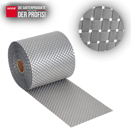 Detailaufnahme des 830g/m² starken PE-Rattan-Geflechts in moderner 3D-Optik für Gartenzäune