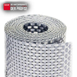 Detailaufnahme des 830g/m² starken PE-Rattan-Geflechts in moderner 3D-Optik für Gartenzäune